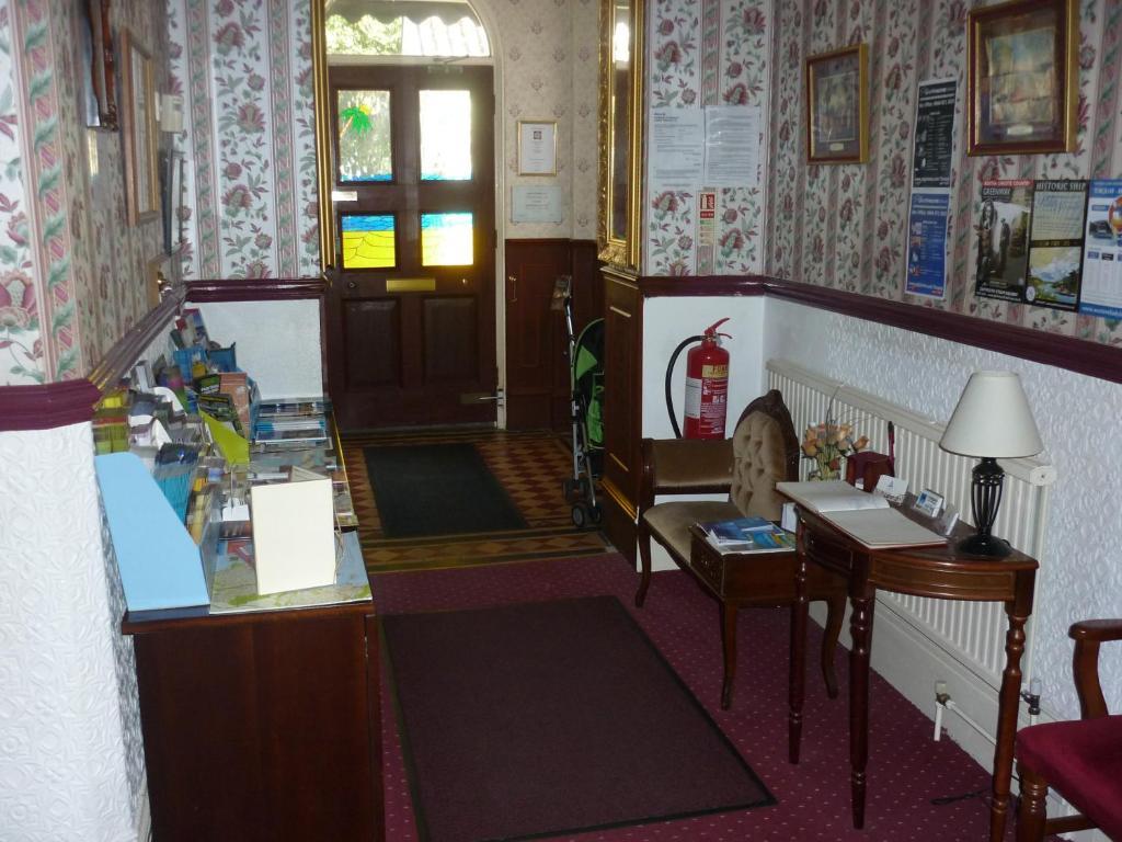 Ashwood Grange Bed & Breakfast Torquay Bagian luar foto
