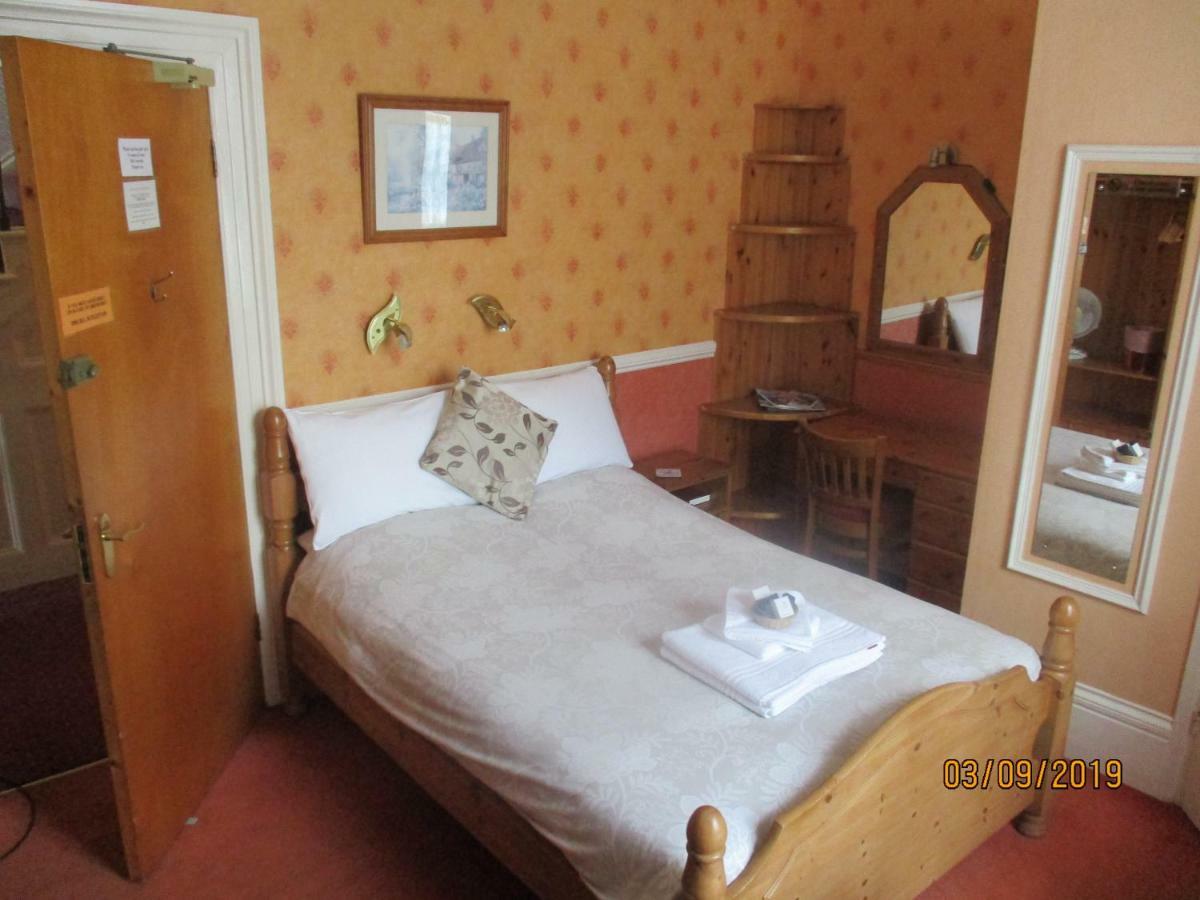 Ashwood Grange Bed & Breakfast Torquay Bagian luar foto